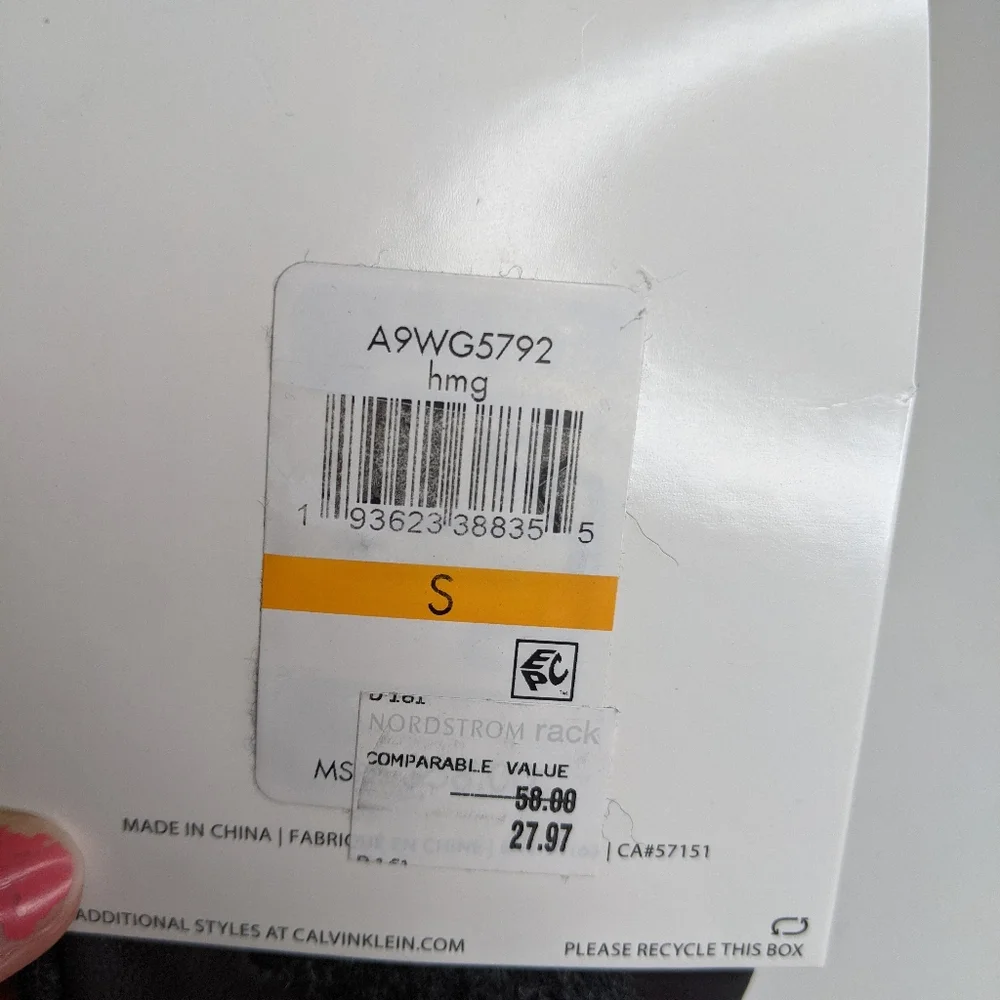 Calvin Klein gloves NWT size small (m)